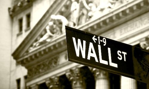 Wall Street @ Shutterstock