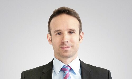 Lukas Buxtorf Senior Portfolio Manager, Credit Suisse Investment Partners