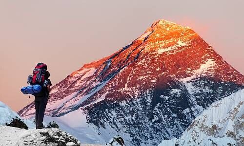 Blick auf den Mount Everest (Bild: Shutterstock)