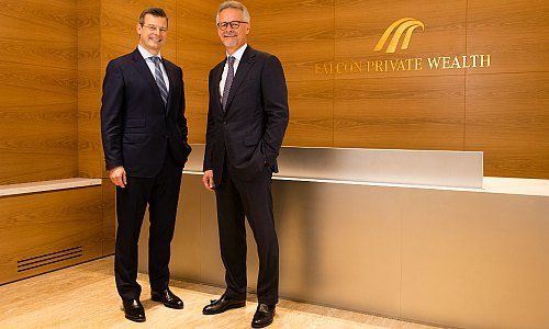 Falcon-Private-Banking-Chef Erich Pfister (links) und CEO Eduardo Leemann