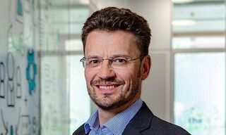 Simon Walpole, Insurance Industry Leader Switzerland, Deloitte