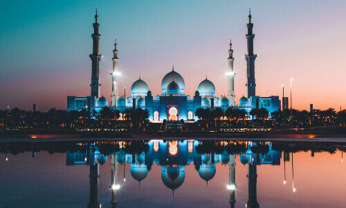 Abu $Dhabi (Bild: David Rodrigo, Unsplash)
