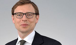 Valerio Schmitz-Esser, Credit Suisse Asset Management