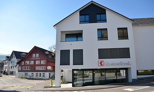 Schwyzer Kantonalbank in Wollerau SZ