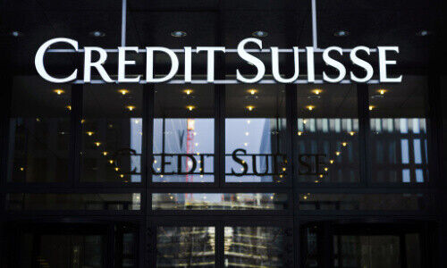 Logo der Credit Suisse an einem Gebäude in Zürich-Oerlikon (Bild: Keystone)
