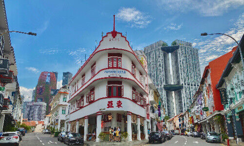 Chinatown in Singapore (Image: David kubovsky, Unsplash)