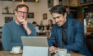 Zweistelliges Wachstum: Finpension-Gründer Beat Bühlmann (r) und Ivo Blättler. (Bild: zVg)