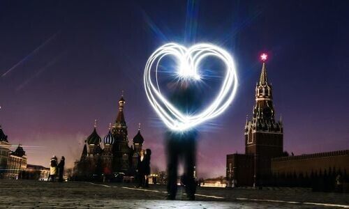 Die Liebe war auch schon grösser: Roter Platz in Moskau (Bild: Mitya Ivanov, Unsplash)
