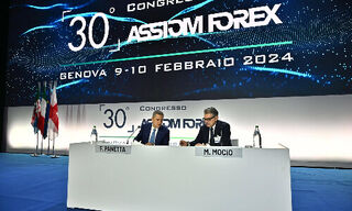 Fabio Panetta e Massimo Mocio (da sinistra; immagine: Congresso di Assiom Forex)