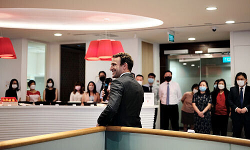 François Pictet in der Bankniederlassung Singapur (Bild: LinkedIn)