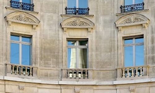 Banque Leonardo, Paris