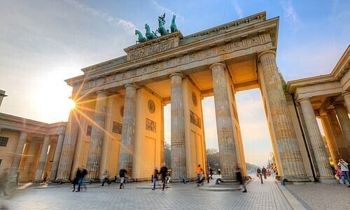 Brandenburger Tor in Berlin (Bild: shutterstock)