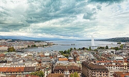 Blick auf das Zentrum von Genf (Bild: Shutterstock)