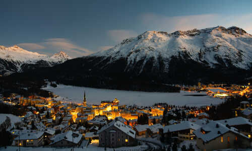 St. Moritz (Bild: Unsplash / Sepp Rutz)