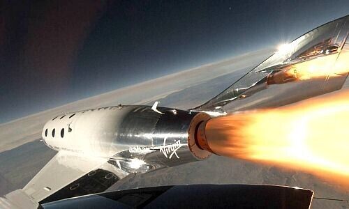 (Bild: Virgin Galactic)