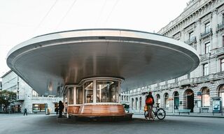 Zürcher Paradeplatz (Bild: Claudio Schwarz, Unsplash)