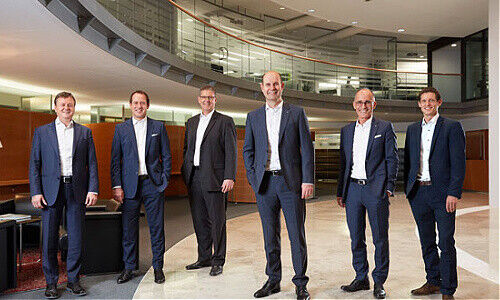 AKB-Geschäftsleitung: Mirco Hager, Patrick Küng, Stefan Liebich, Dieter Widmer, René Chopard, Simon Leumann