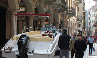 Via Nassa, Lugano (immagine: Nassa Boat Show)