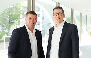Simon Neuner, CEO ÖKK und Marcus Steger, Partner bei finalix (Bild. zvg)