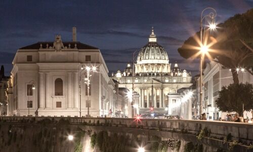 Petersdom in Rom (Bild: Photoholgic /Unsplash)