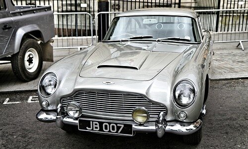 AstonMartinDB5 500