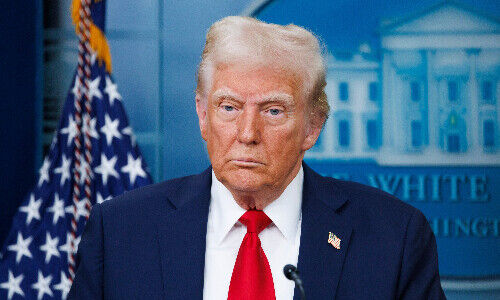 Hat den Verlust des letzten Triple-A-Ratings nicht verschuldet, aber auch nicht aufgehalten: Donald Trump. (Bild: Shutterstock)