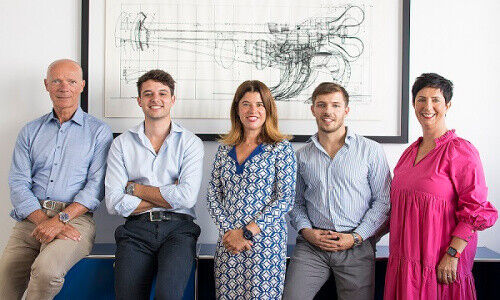Das Team von Privilège Ventures, Gründerin Jacqueline Ruedin Rüsch ganz rechts (Bild: zvg)