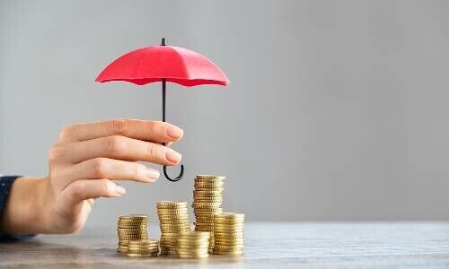 Swiss pension funds keep their nests dry