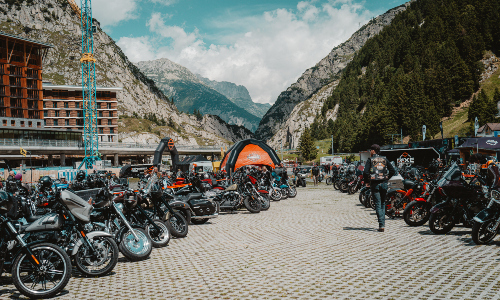 H D ANDERMATT parkplatz