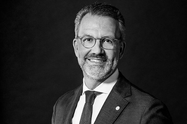 breidenbacher hof duesseldorf cyrus heydarian managing director 2 10ed7aaa